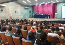 Iran Barbosa participa de encontro que discutiu Estado, Capital e Trabalho