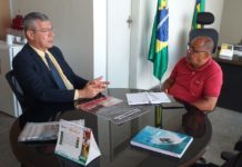 Iran dialoga com presidente do Sindipema sobre pautas do Magistério de Aracaju