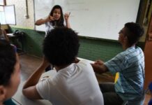Projeto que atualiza a Lei de inclusão da Libras nas escolas de Aracaju é aprovado