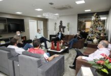 Deputado Iran Barbosa faz mediação de reunião entre o parlamento, o governo e o SINTESE