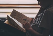 Iran Barbosa diz que todas as crianças merecem livros