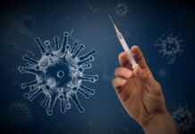 Iran propõe que lactantes, taxistas, motoristas de aplicativos e quem manuseia lixo hospitalar sejam prioridade para vacinação