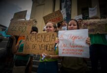 Iran Barbosa apresenta dados sobre os efeitos das mudanças climáticas para as crianças