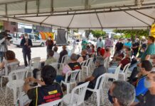 Trabalhadores do Fisco fazem ato em frente à Alese e Iran presta solidariedade