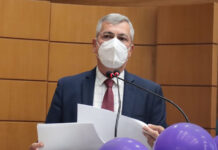 Emendas de Iran contra a retirada de direitos de professores dos Centros de Excelência são rejeitadas