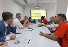 Iran participa das negociações para pagamento do piso do magistério em Aracaju