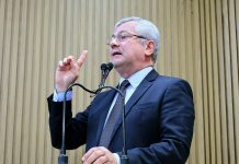 Iran apela por debate sobre mudança nas matrizes curriculares de Aracaju