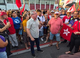 Iran destaca manifestação popular e explica que “dosimetria” é disfarce para beneficiar condenados