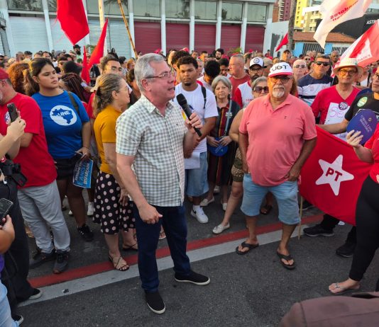 Iran destaca manifestação popular e explica que “dosimetria” é disfarce para beneficiar condenados