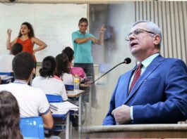 Iran cobra efetividade da lei que torna obrigatório o ensino da Libras nas escolas de Aracaju